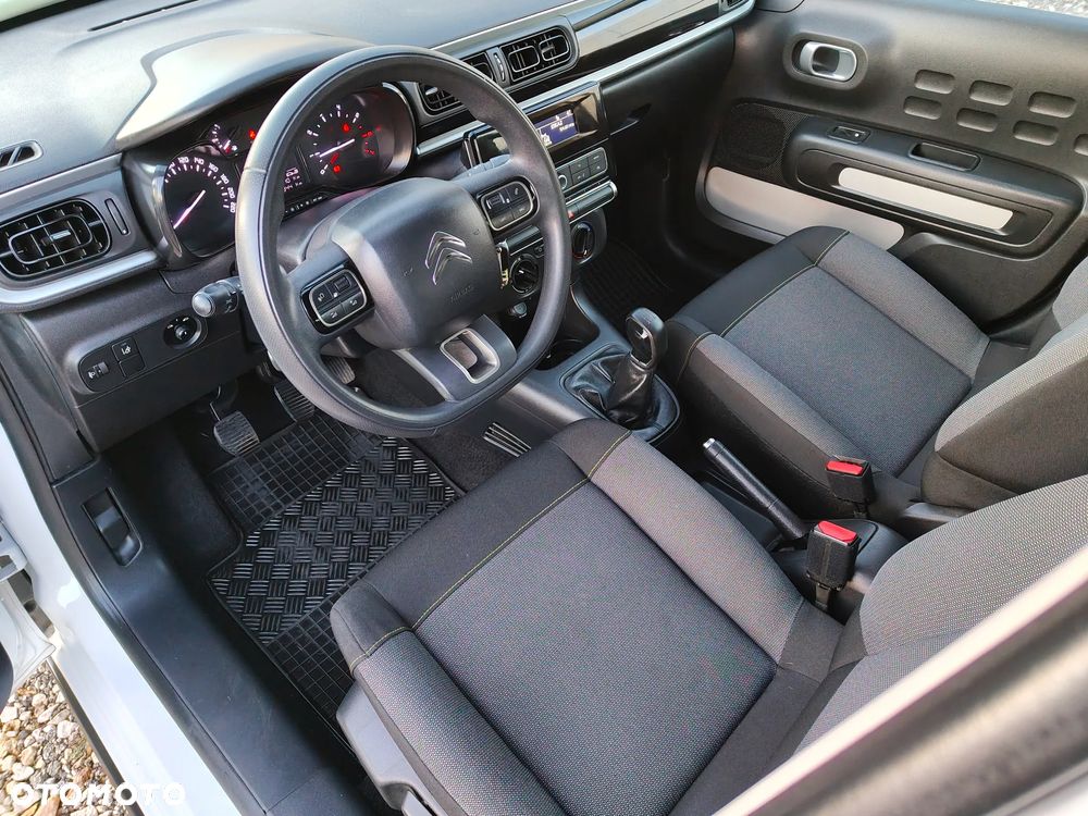 Citroën C3 1.2 PureTech Live - 17
