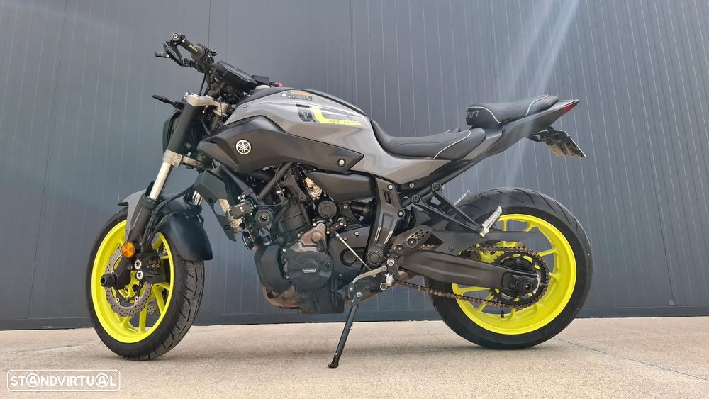 Yamaha MT-07 Nardo Grey 35 kw - 14