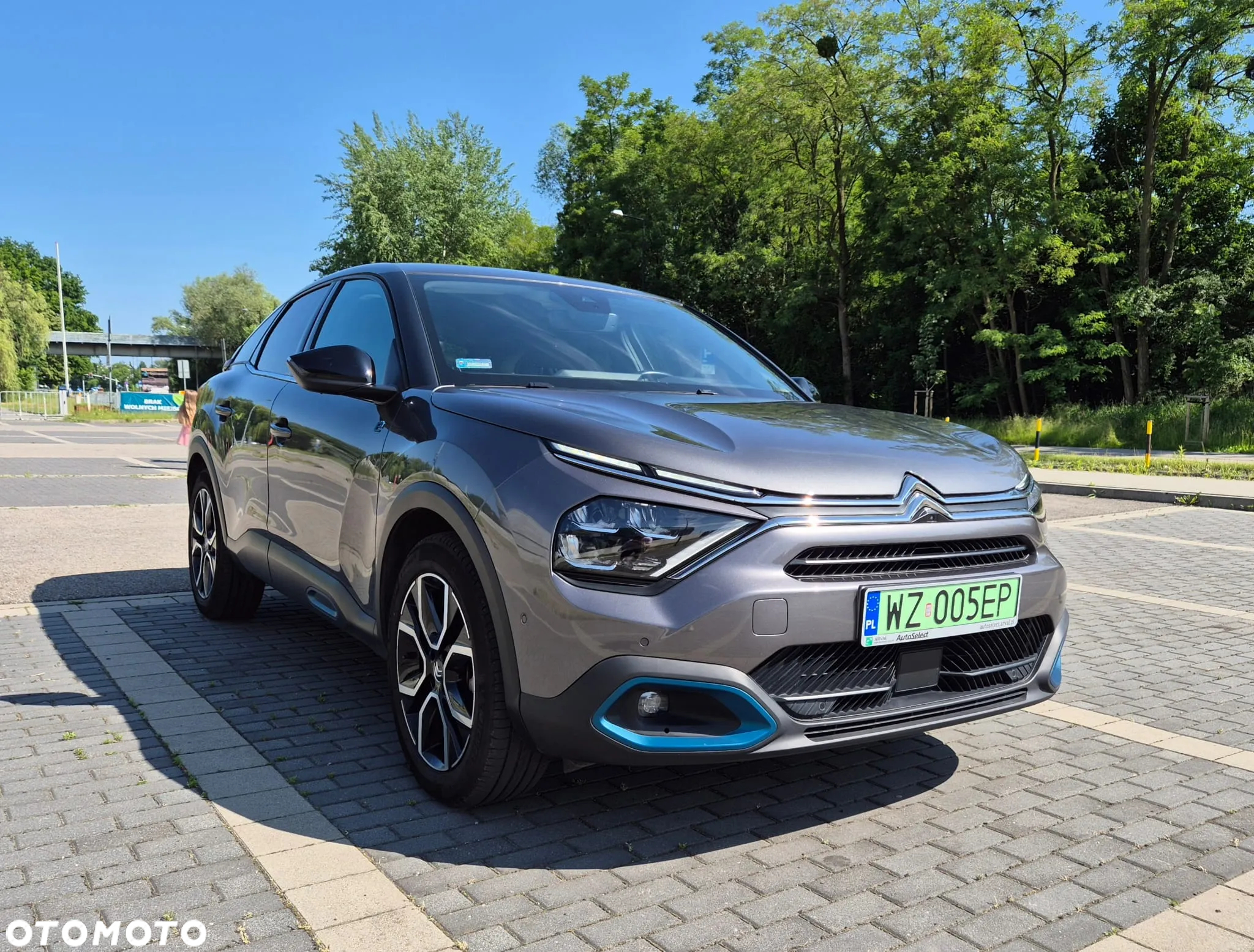 Citroën C4 e-C4 EV136 50kWh Shine - 4