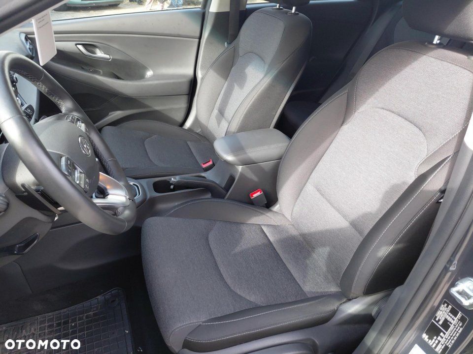 Hyundai i30 - 16