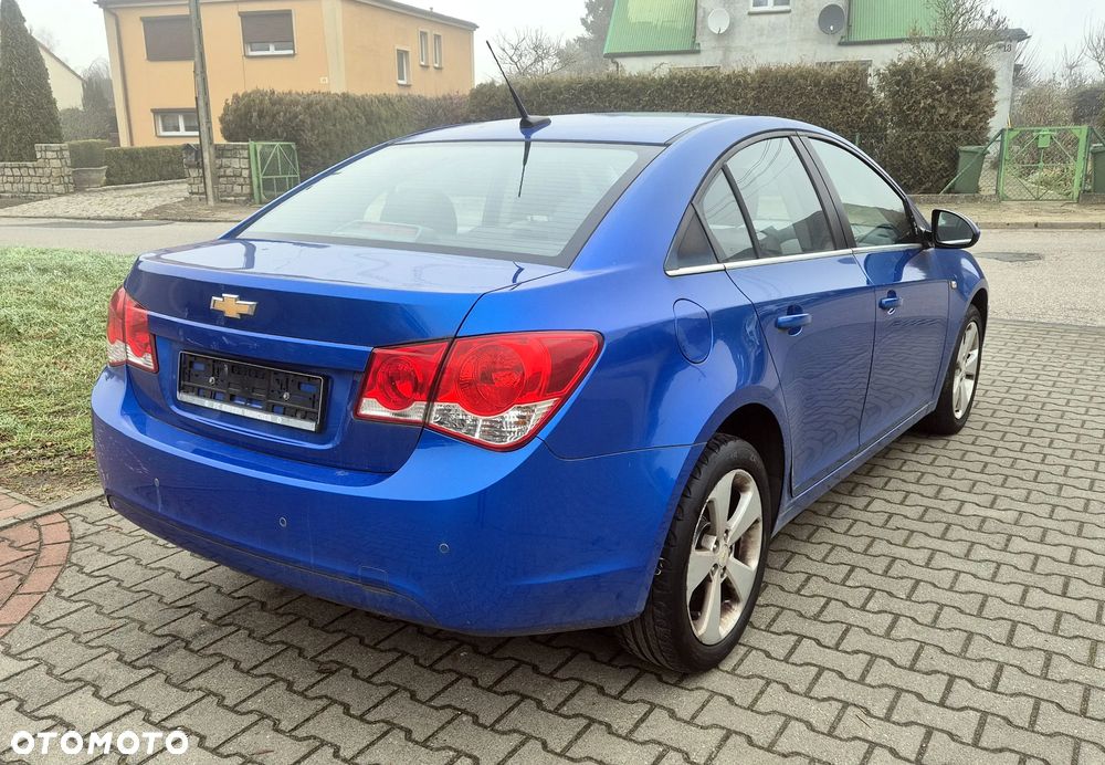 Chevrolet Cruze 1.8 LTZ - 4