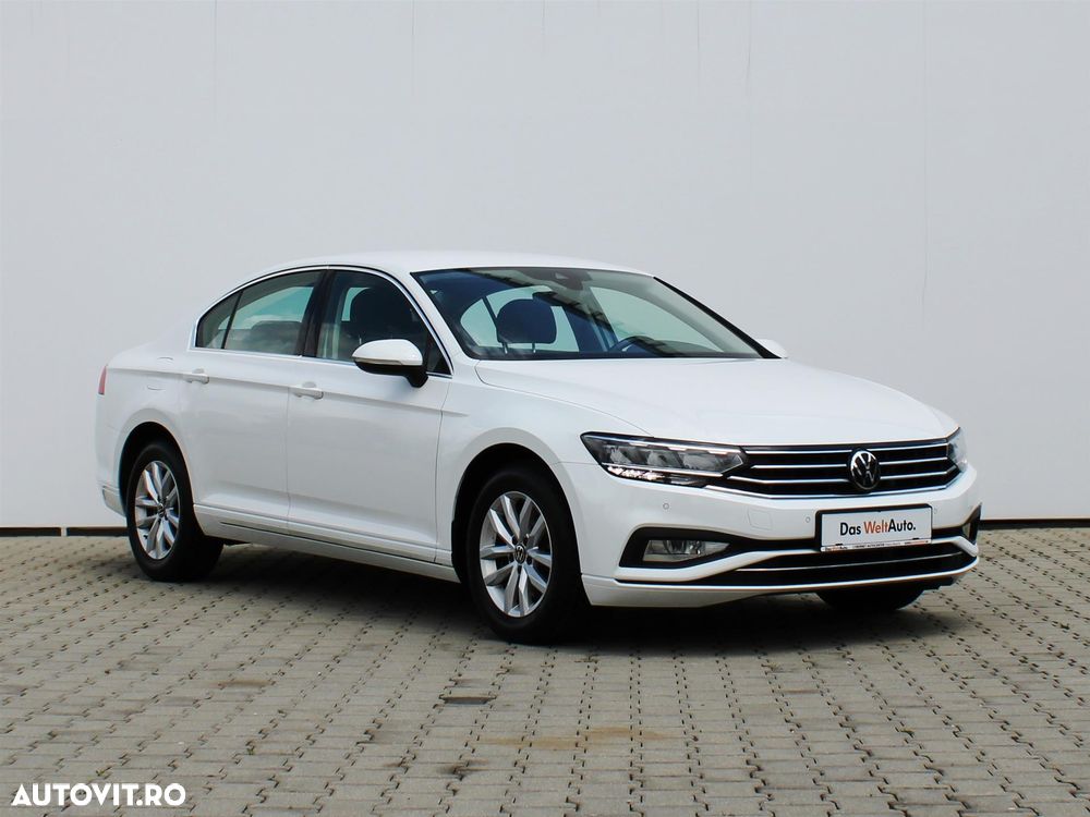 Volkswagen Passat 1.5 TSI ACT DSG Comfortline - 8