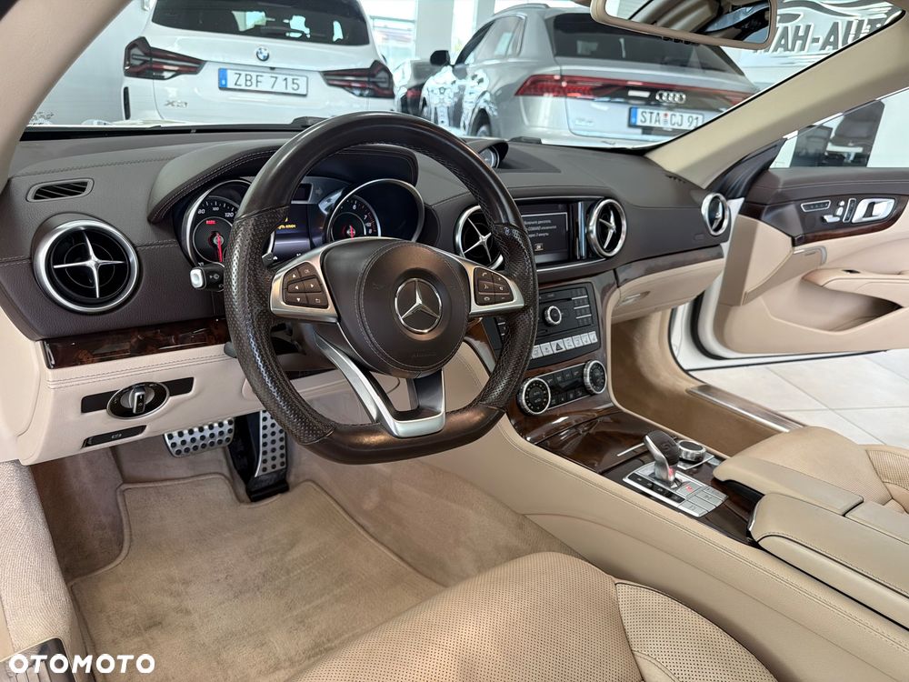 Mercedes-Benz SL - 26