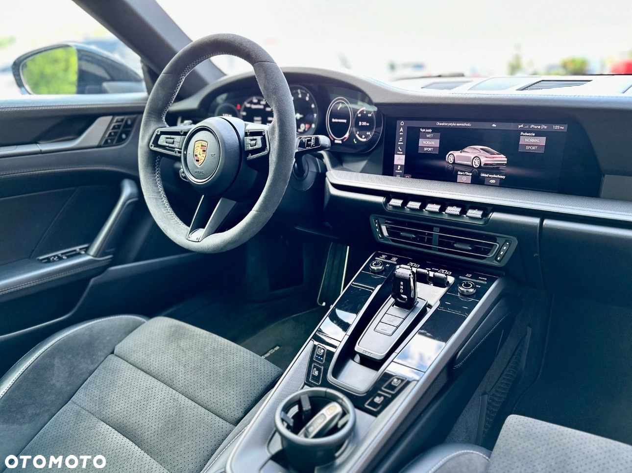 Porsche 911 Carrera - 37