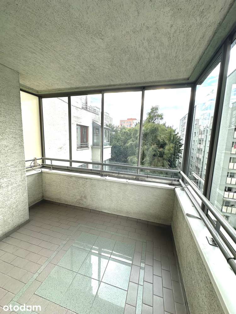Przestronne 3-pokoje 83m2 z tarasem, w samym centrum