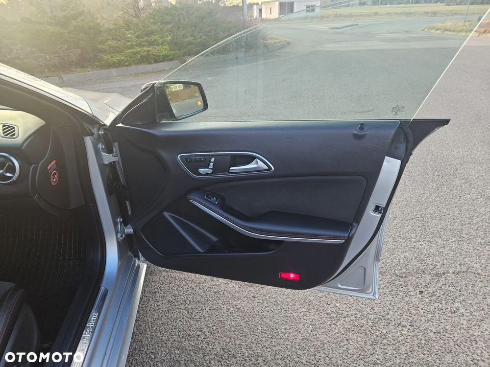 Mercedes-Benz CLA 220 (CDI) d 7G-DCT AMG Line - 31