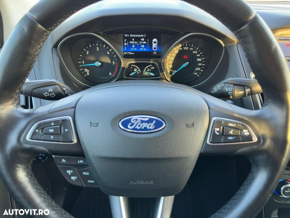 Ford Focus 1.5 TDCi DPF Start-Stopp-System Titanium - 9