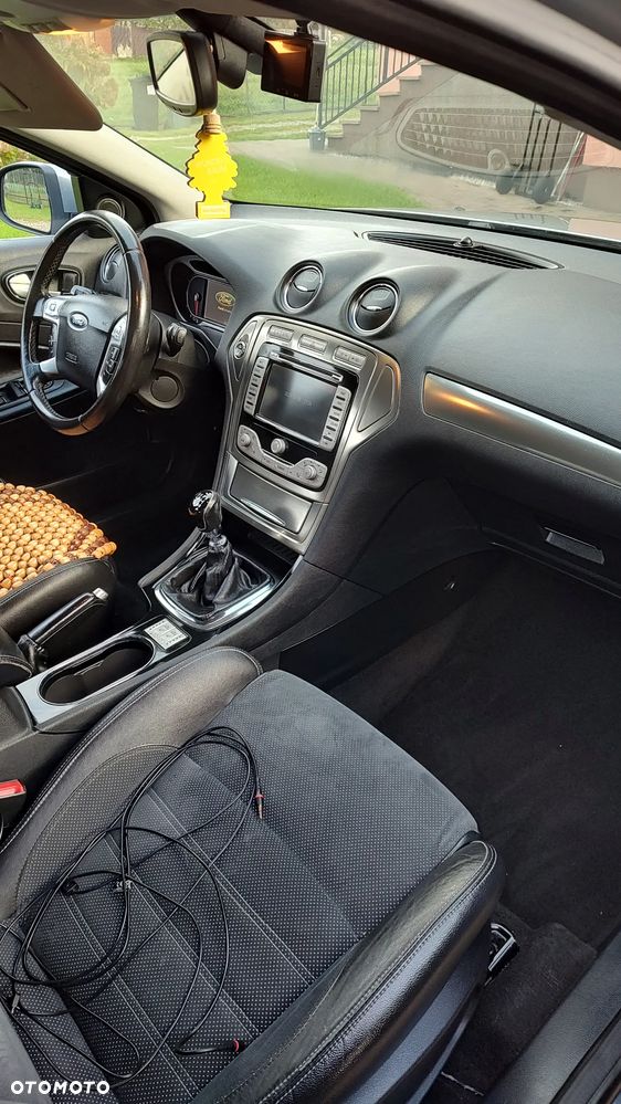Ford Mondeo - 9