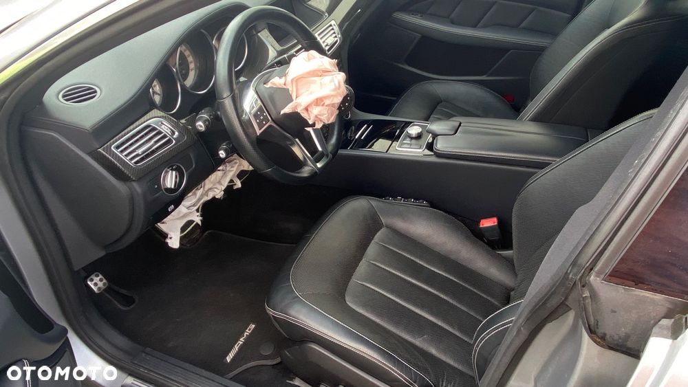 Mercedes-Benz CLS 350 CDI 4-Matic BlueEff - 9