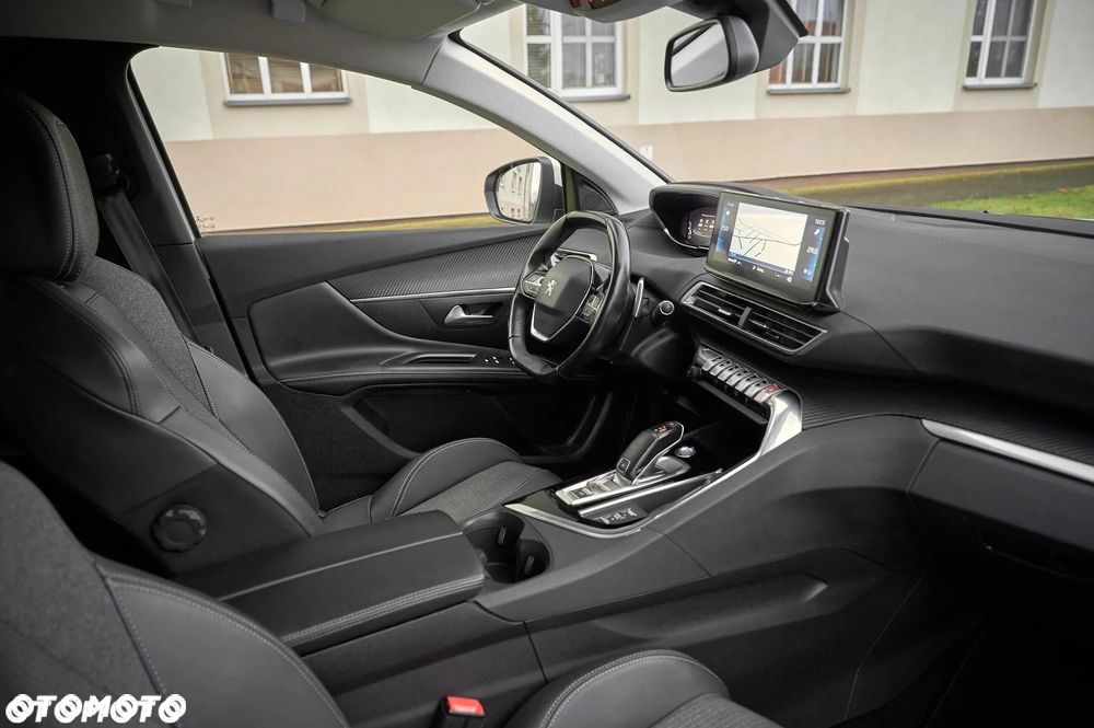 Peugeot 5008 BlueHDi 130 EAT8 Allure Pack - 30