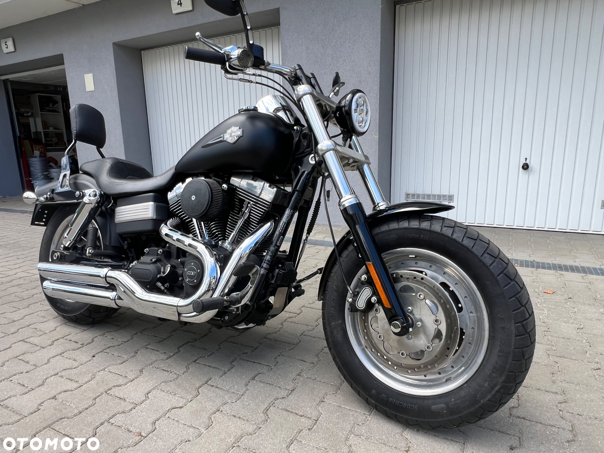 Harley-Davidson Dyna Fat Bob - 2