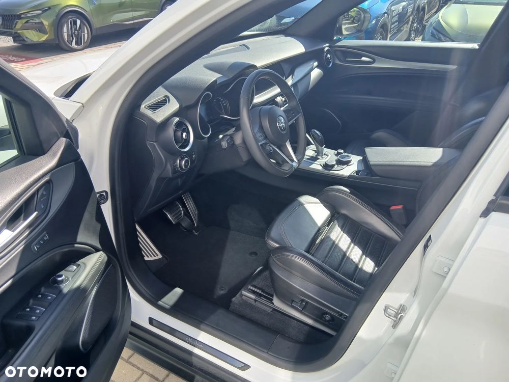 Alfa Romeo Stelvio 2.0 Turbo Executive Q4 - 16
