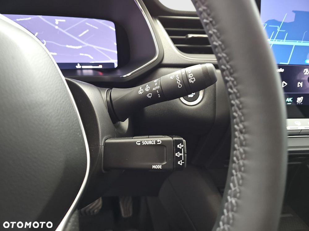 Renault Captur 1.3 TCe mHEV Techno EDC - 14