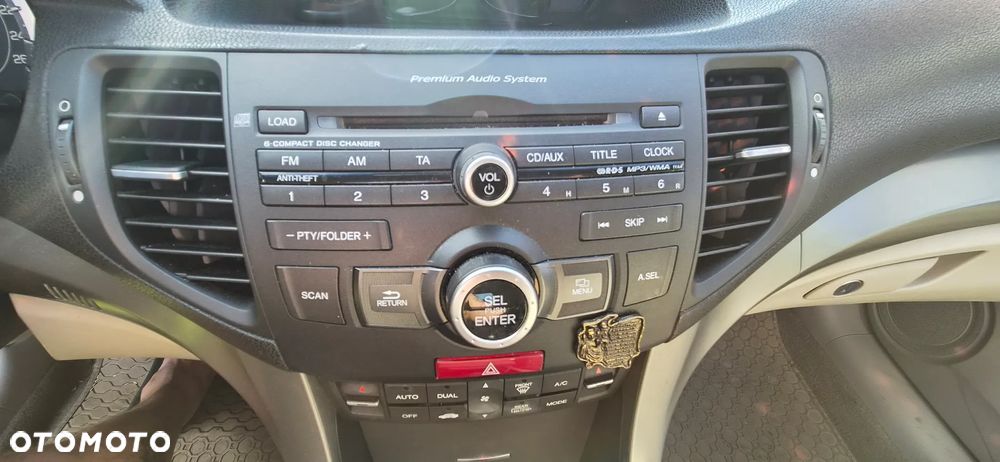 Honda Accord 2.0 Executive - 15