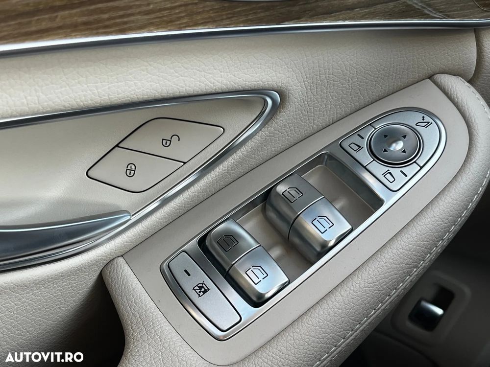 Mercedes-Benz C 400 4MATIC - 21