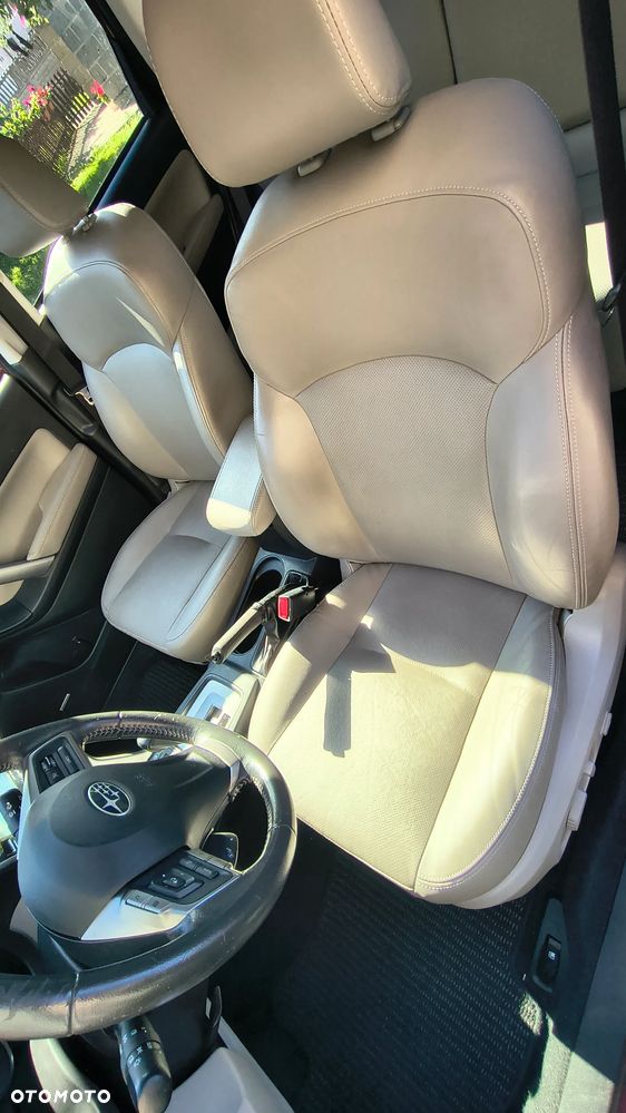 Subaru Forester 2.5 X Limited - 12