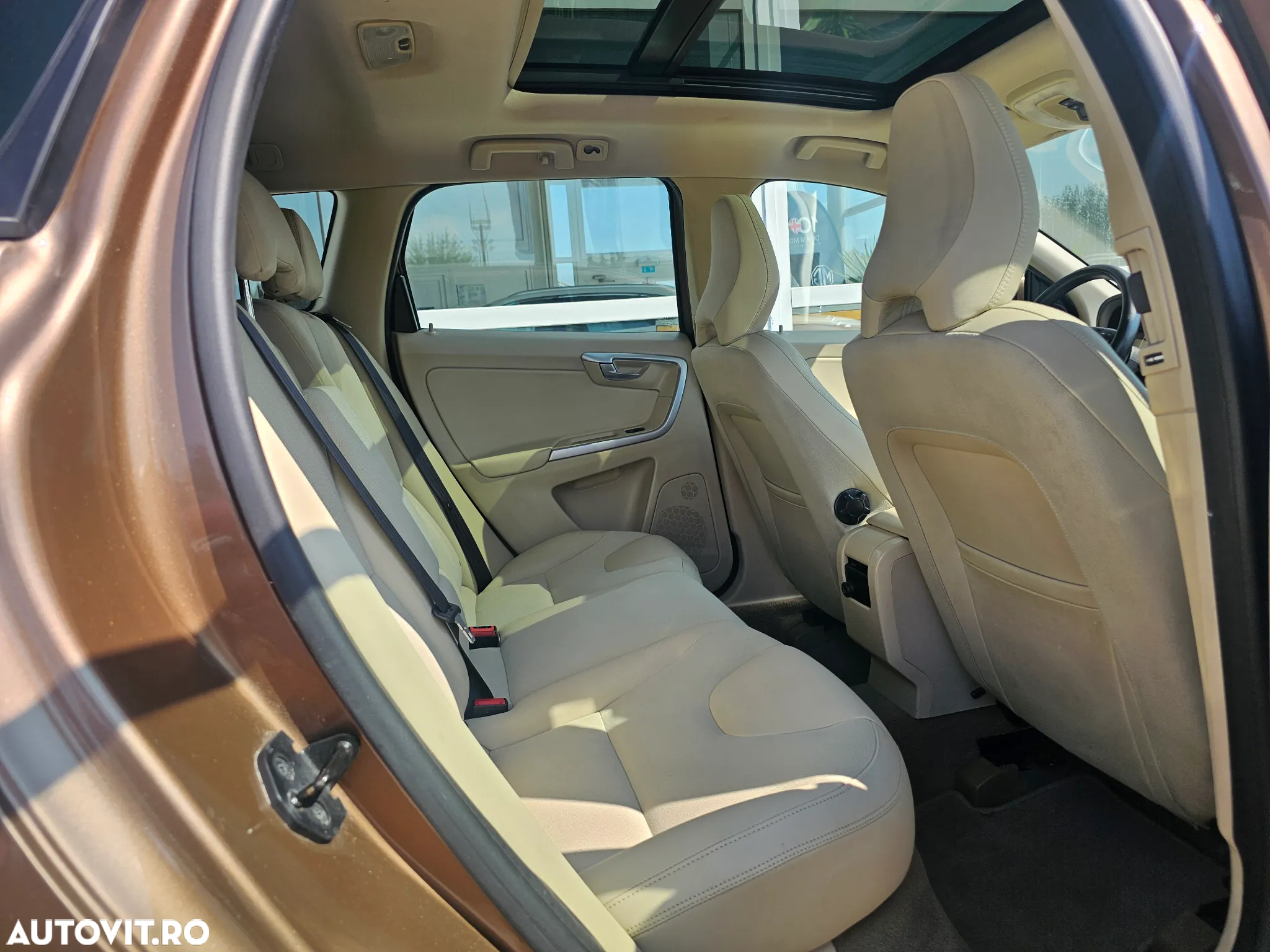 Volvo XC 60 D3 Aut. Summum - 12