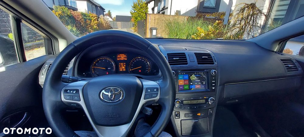 Toyota Avensis 1.8 Style - 8