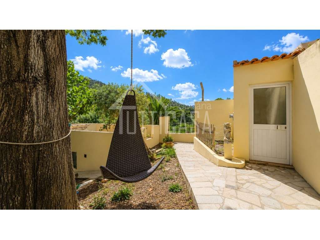 Moradia T2+2 com Jardim, Garagem e Total Privacidade - Grande imagem: 3/42