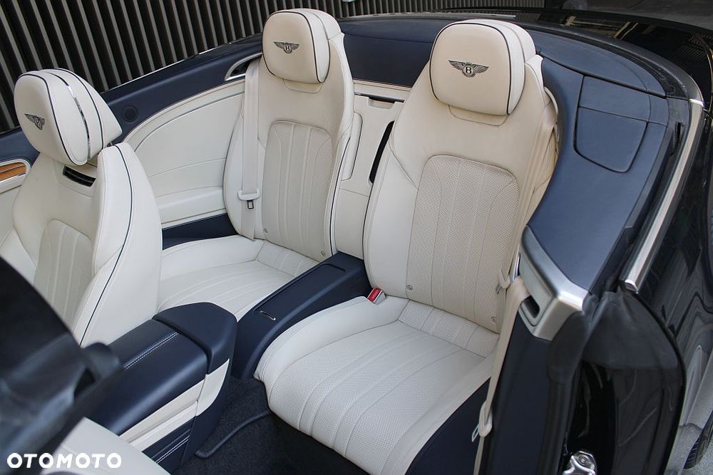 Bentley Continental GT - 10