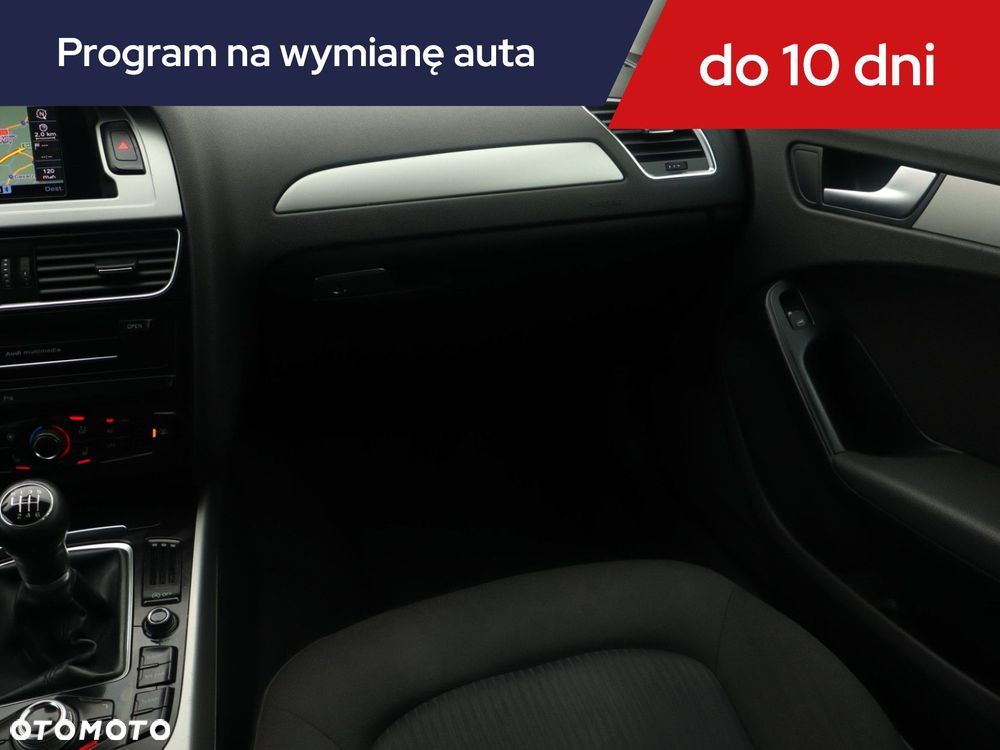 Audi A4 Avant - 10