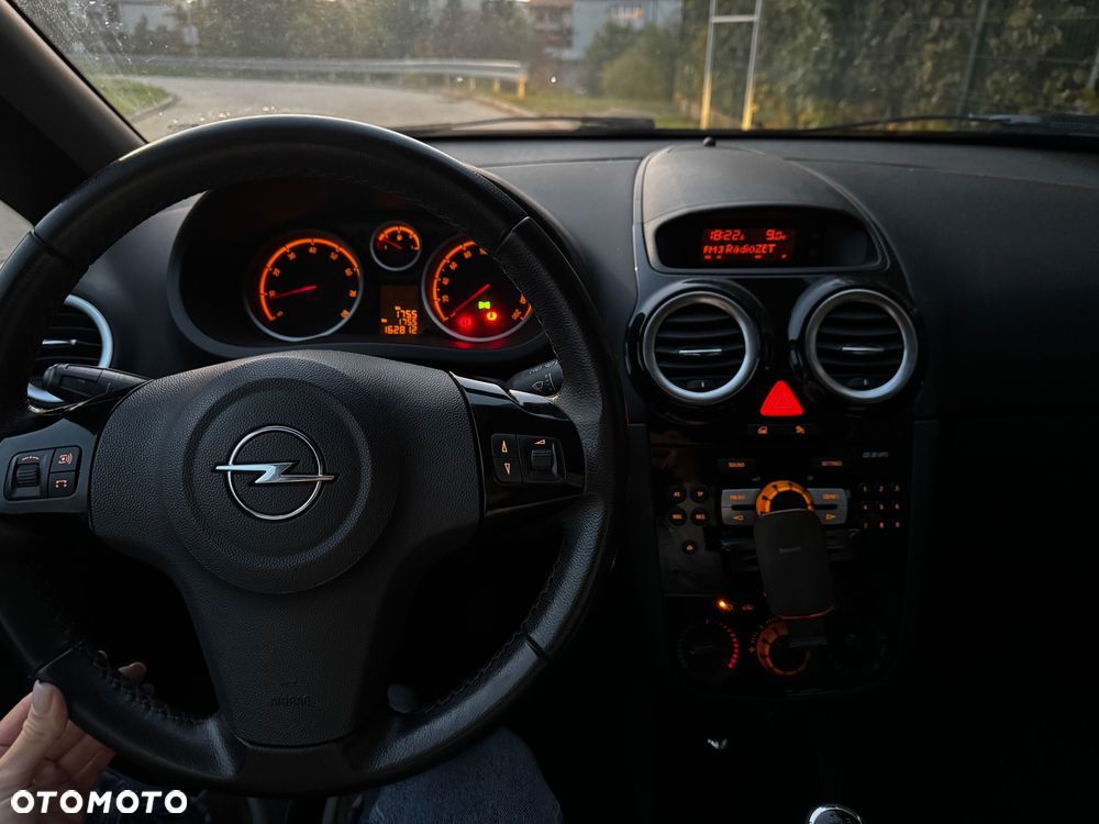 Opel Corsa - 8