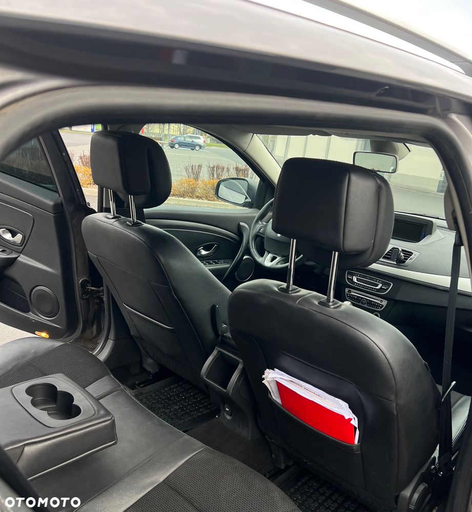 Renault Megane 1.5 dCi Dynamique - 10