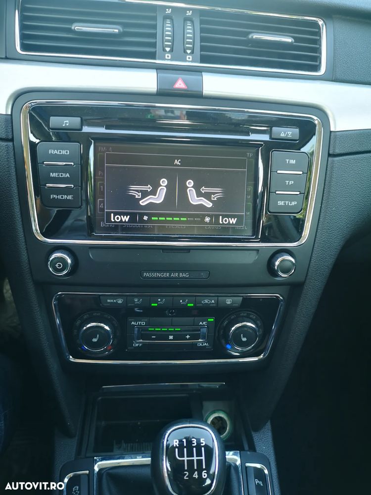 Skoda Superb 2.0 TDI Ambition - 11