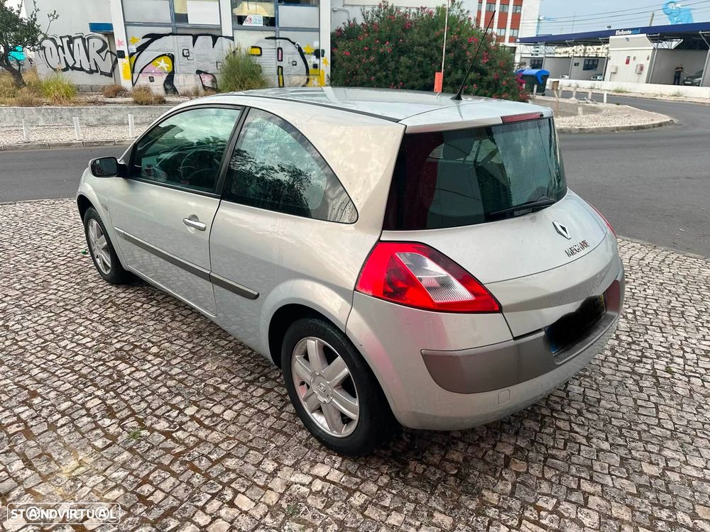 Renault Mégane 1.5 dCi Confort Dynamique - 2