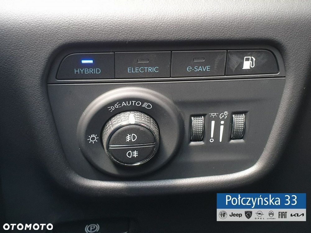 Jeep Grand Cherokee - 17