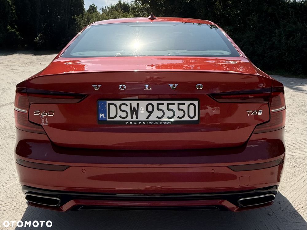 Volvo S60 T4 R-Design - 7