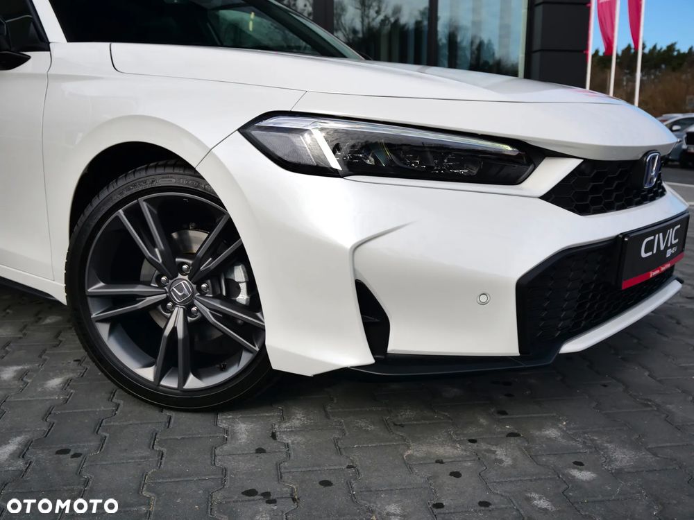 Honda Civic 2.0 i-MMD Sport CVT - 13