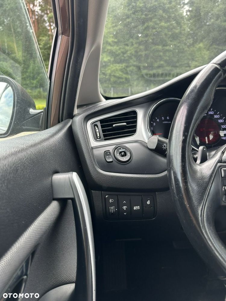 Kia Ceed - 20