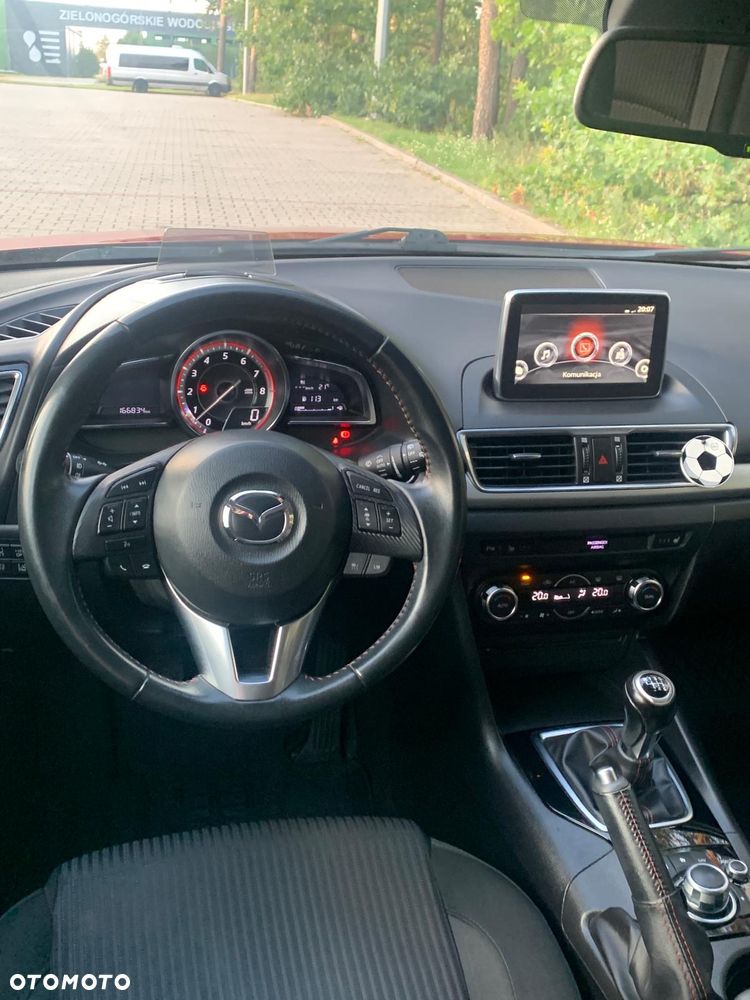 Mazda 3 - 8