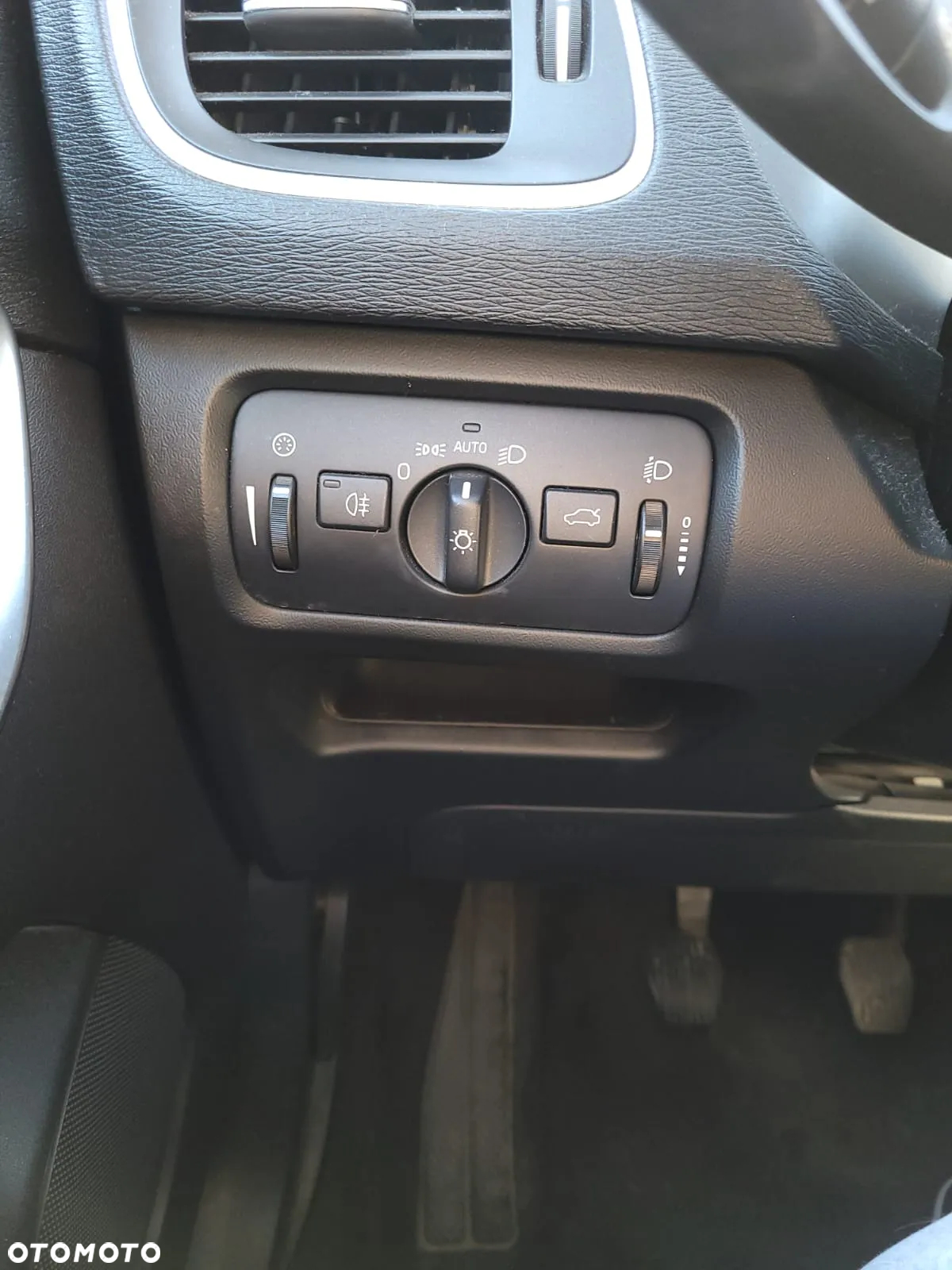Volvo V40 T3 - 4