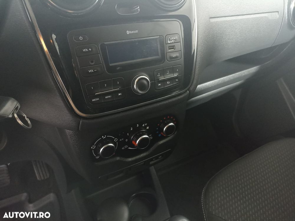 Dacia Dokker 1.5 Blue dCi Laureate - 13