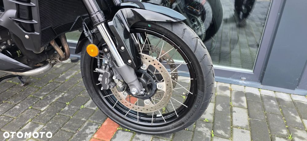 Honda VFR - 7