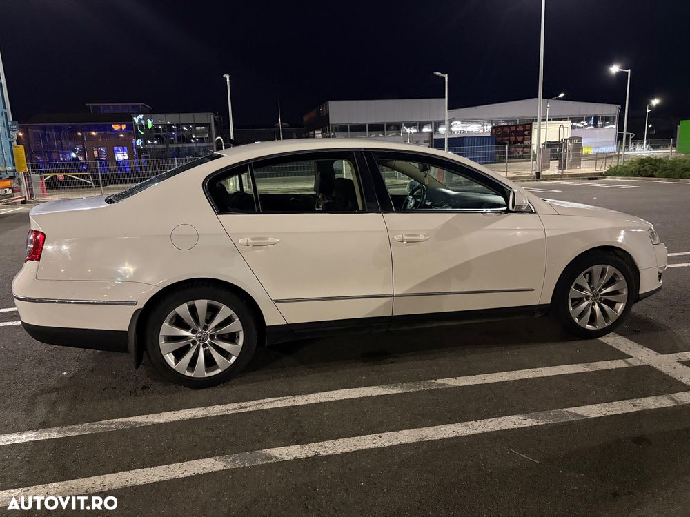 Volkswagen Passat 2.0TDI Comfortline DPF - 18