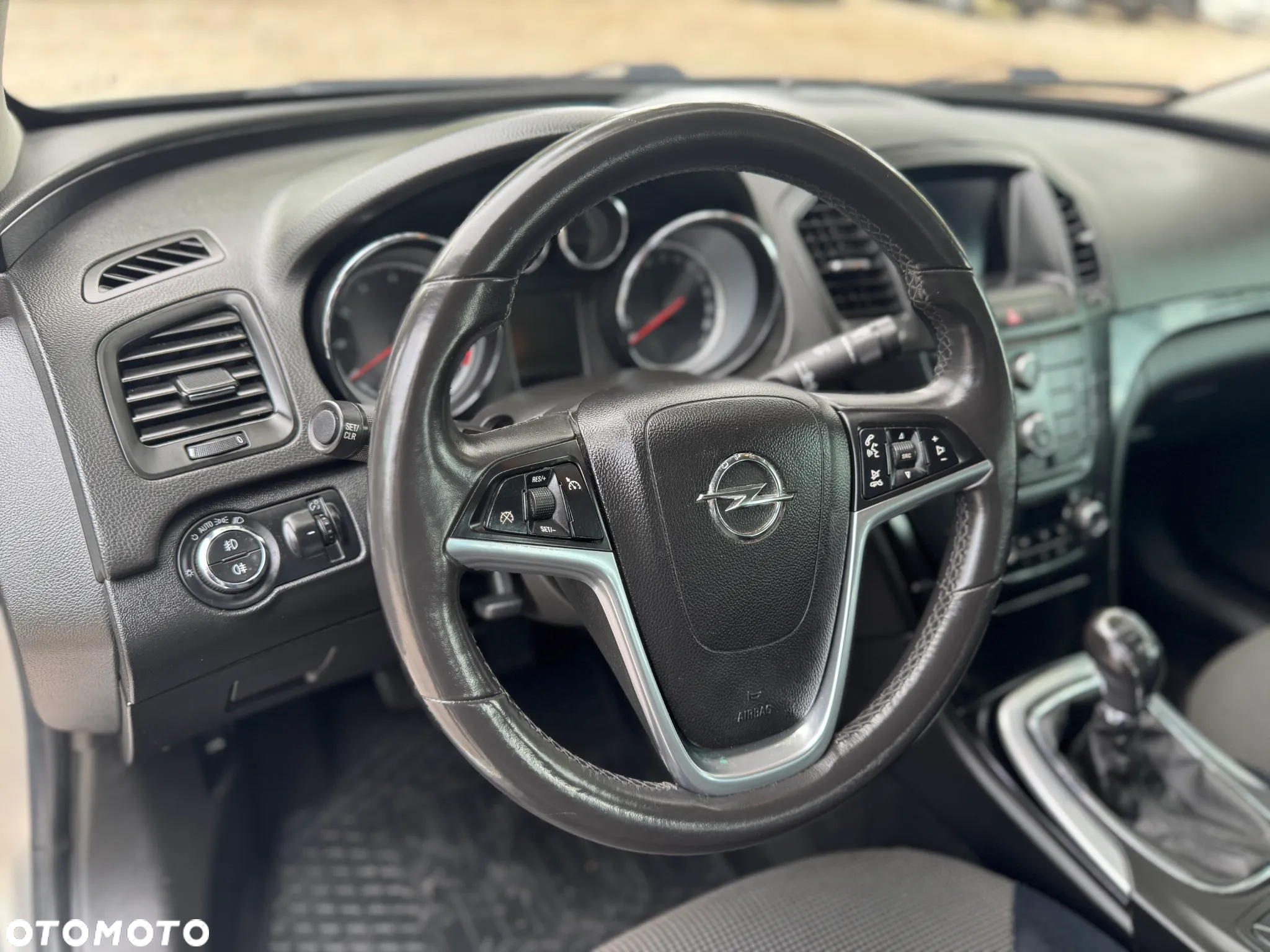 Opel Insignia 1.8 Sports Tourer Cosmo - 15