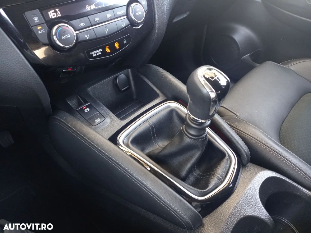 Nissan Qashqai 1.5 DCI TEKNA - 17