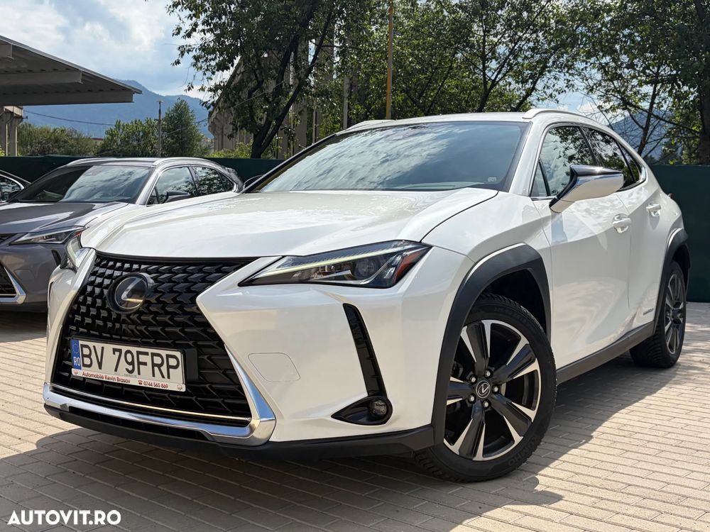 Lexus UX 250h Business Edition - 1