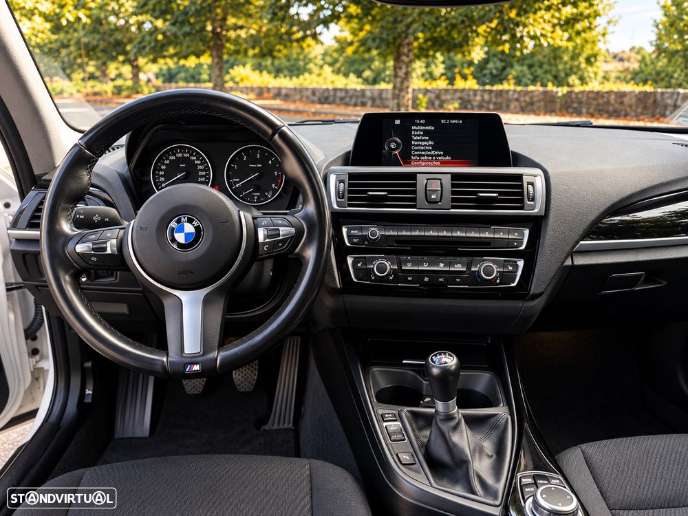 BMW 116 d Sport Line - 9