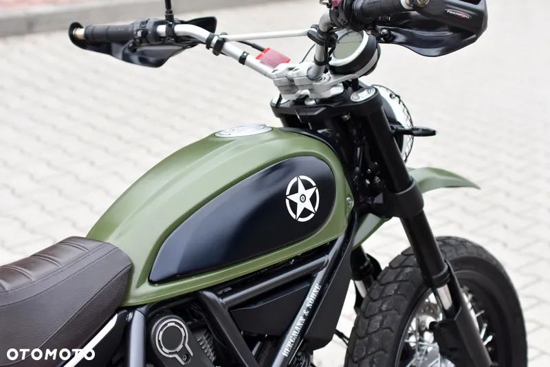 Ducati Scrambler - 13