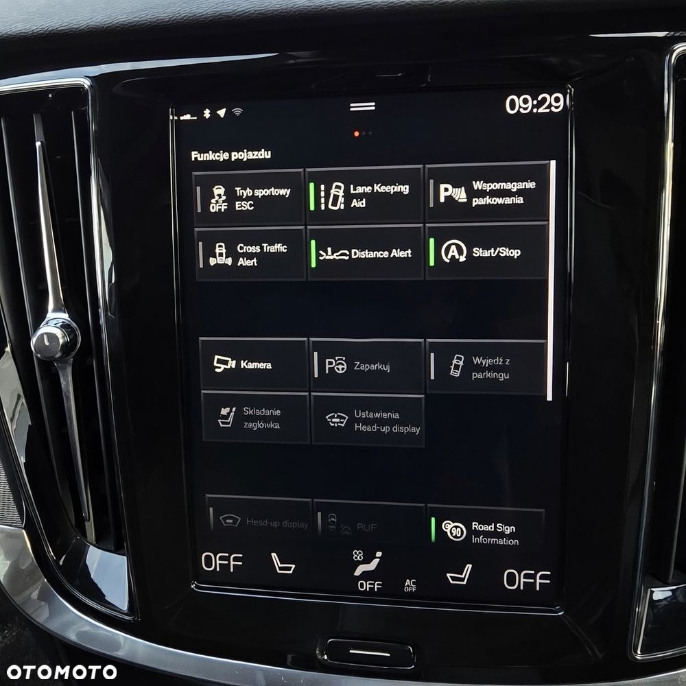 Volvo V60 D4 Geartronic R-Design - 18