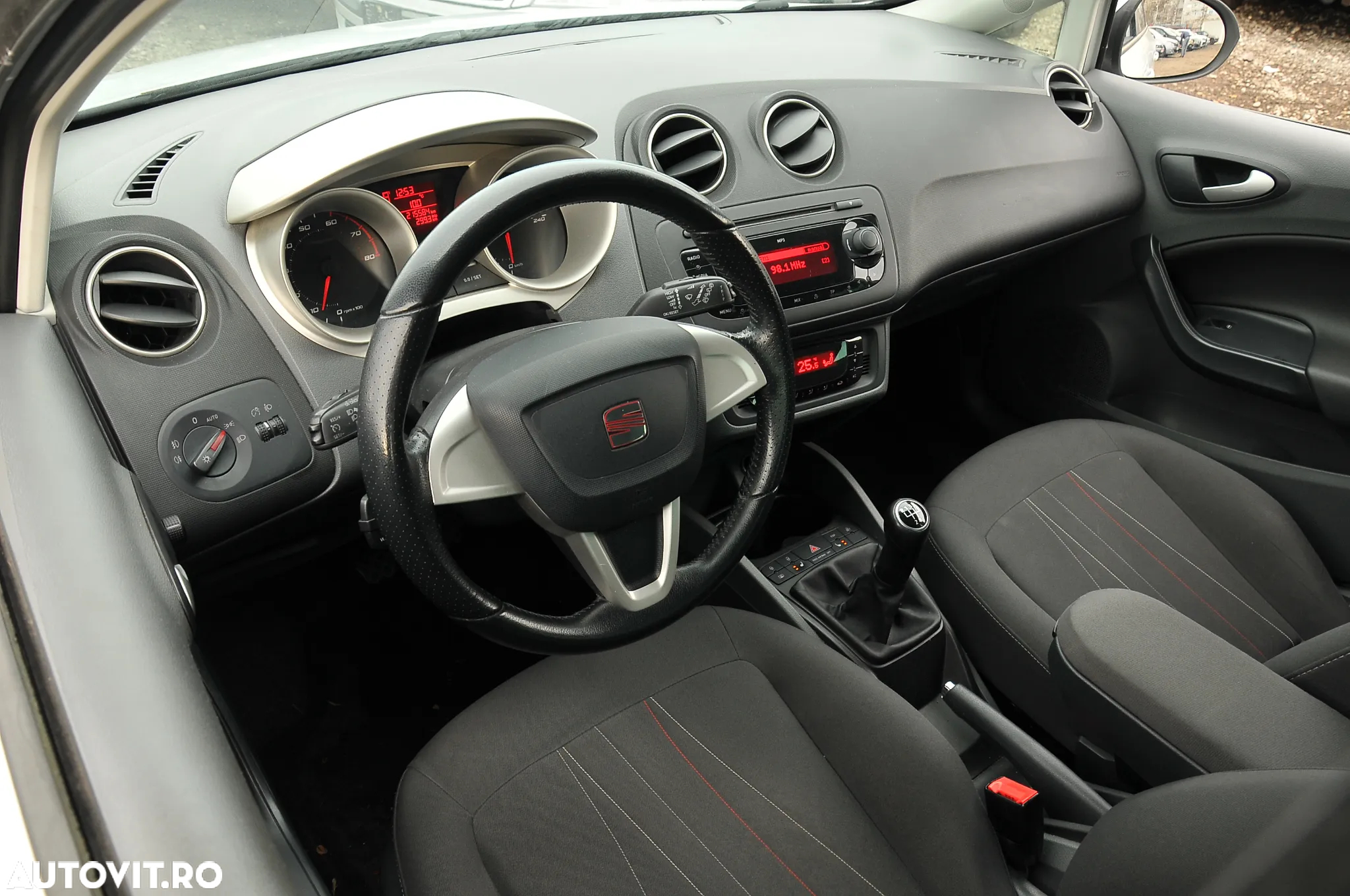 Seat Ibiza - 13