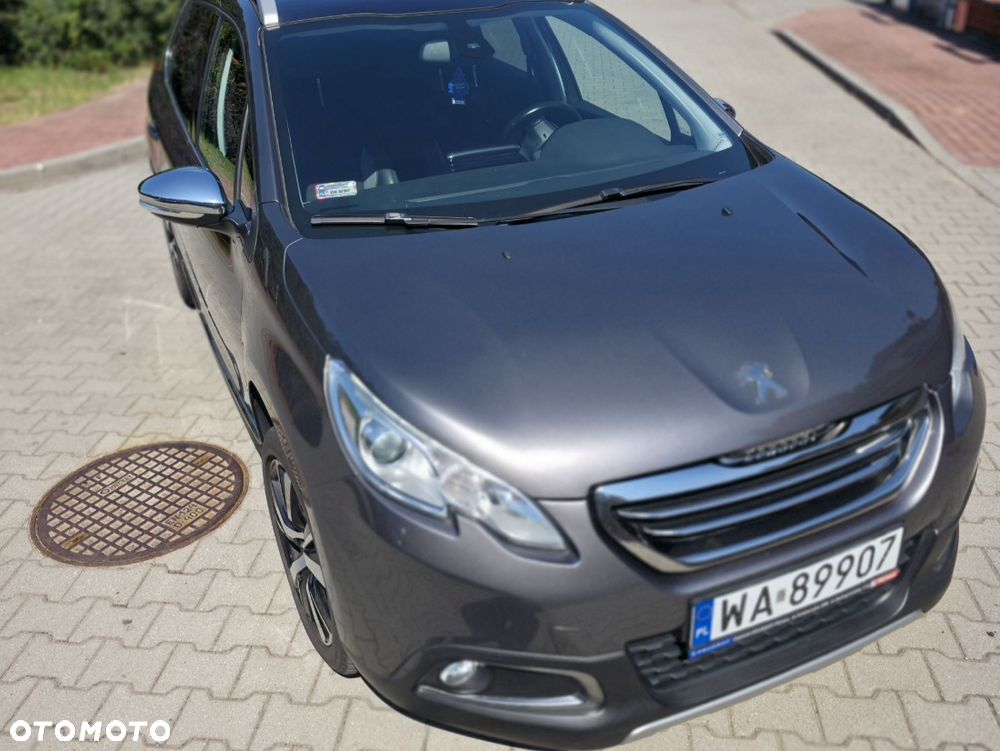 Peugeot 2008 1.2 Pure Tech GPF Allure S&S EAT6 - 3