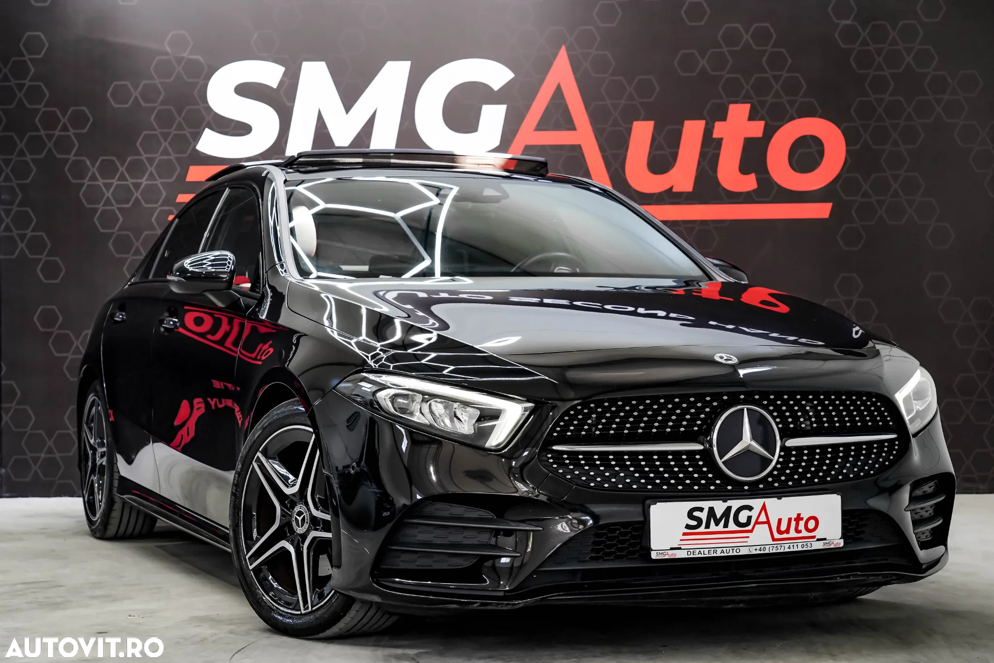 Mercedes-Benz A 180 7G-DCT AMG Line - 16
