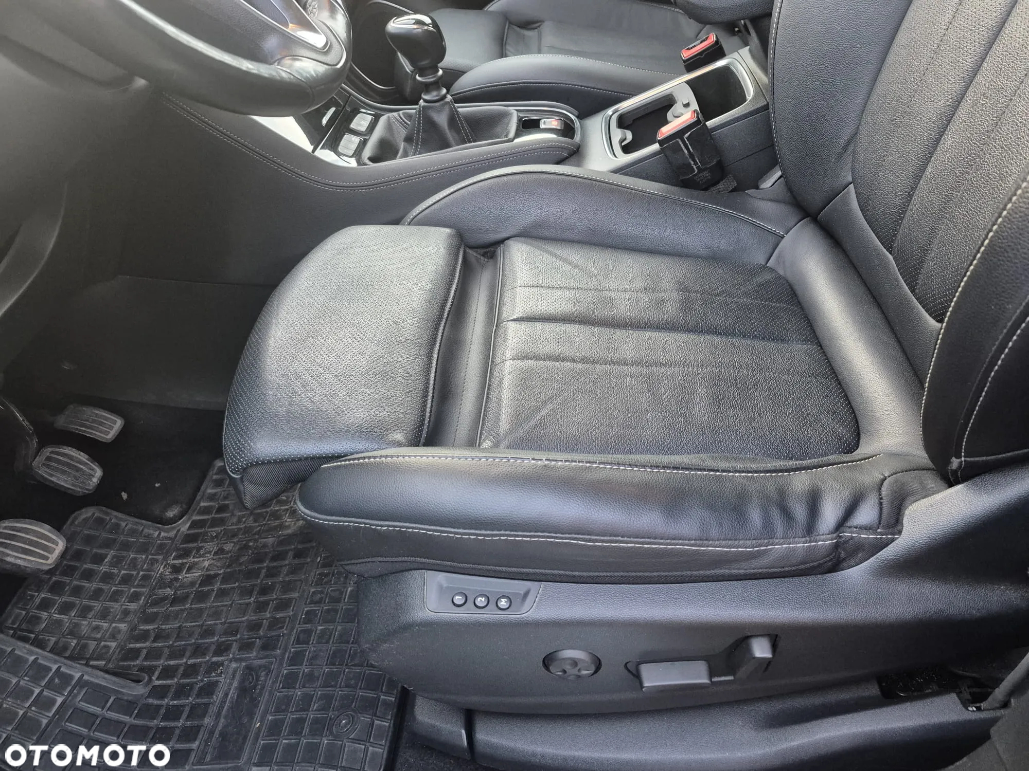 Opel Grandland X 1.2 T GPF Elegance Business Pack S&S - 12