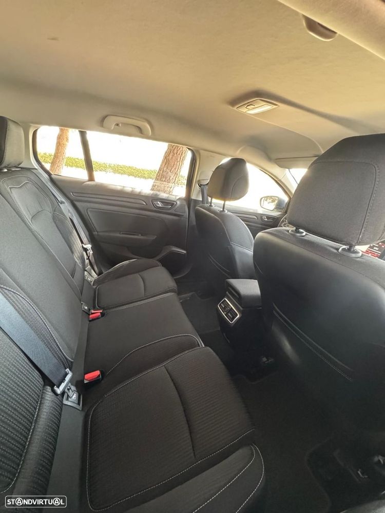 Renault Mégane 1.5 Blue dCi Bose Edition - 28