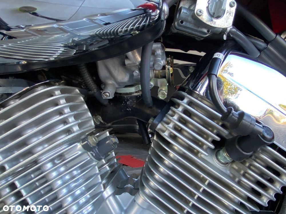 Suzuki Intruder - 36
